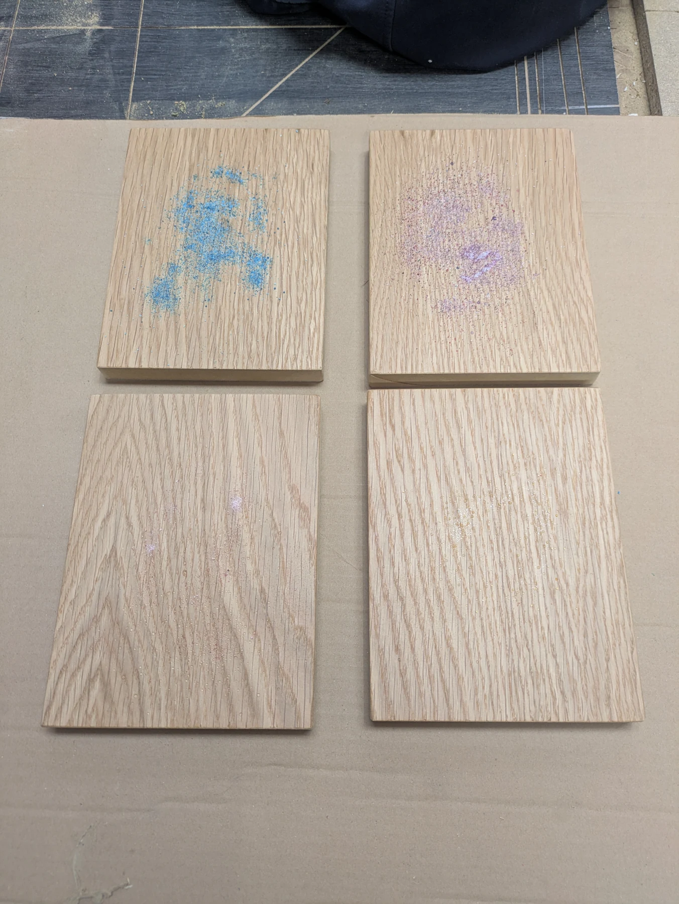 Blue and pink dye-crystal tests on four oak samples